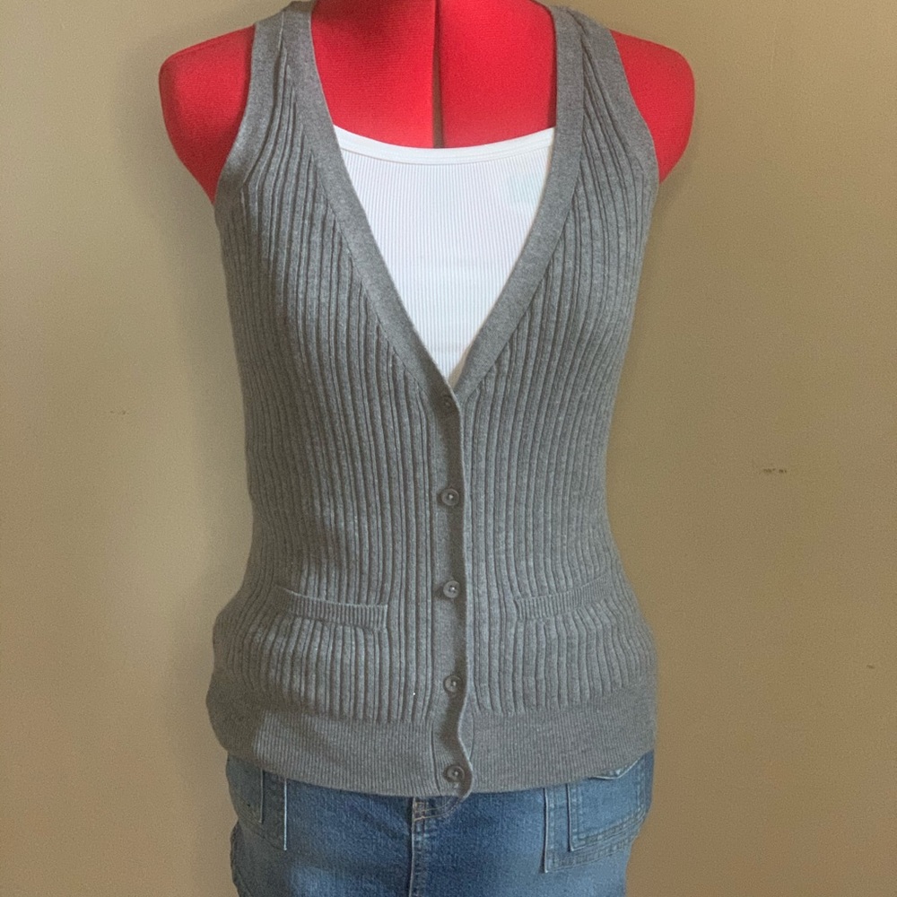 New York & Company sweater vest